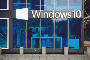 The pros and cons of using Windows 10